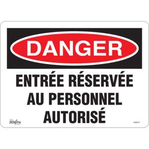 "Entrée Réservée Au Personnel Autorisé" Sign