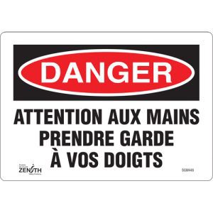 "Prendre Garde À Vos Doigts" Sign